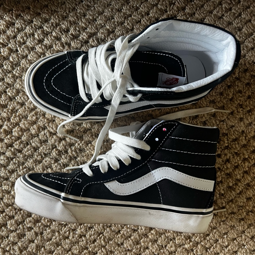 VANS High Tops - Picture 3 of 5
